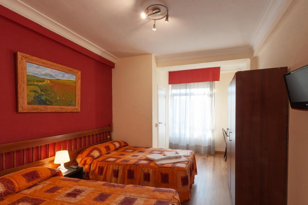 Hostal Manjon Burgo エクステリア 写真